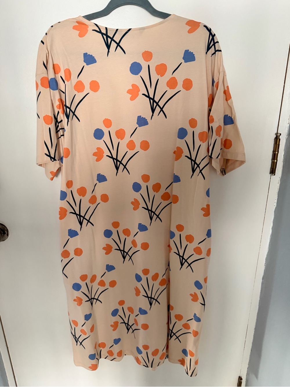 Marimekko x Uniqlo Limited Edition Floral V-Neck Short-Sleeved Midi Dress size M - Picture 4 of 5
